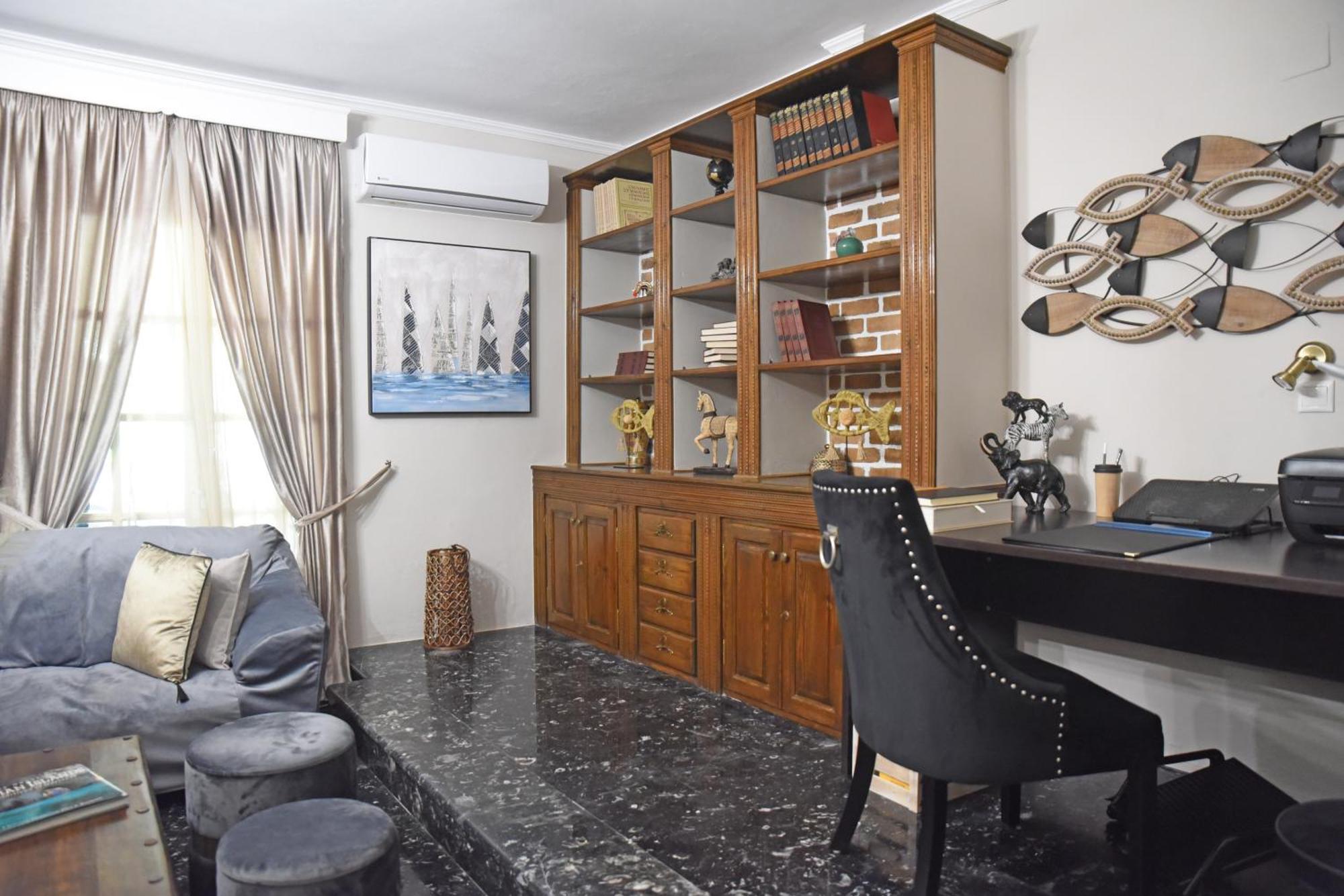 Calma House